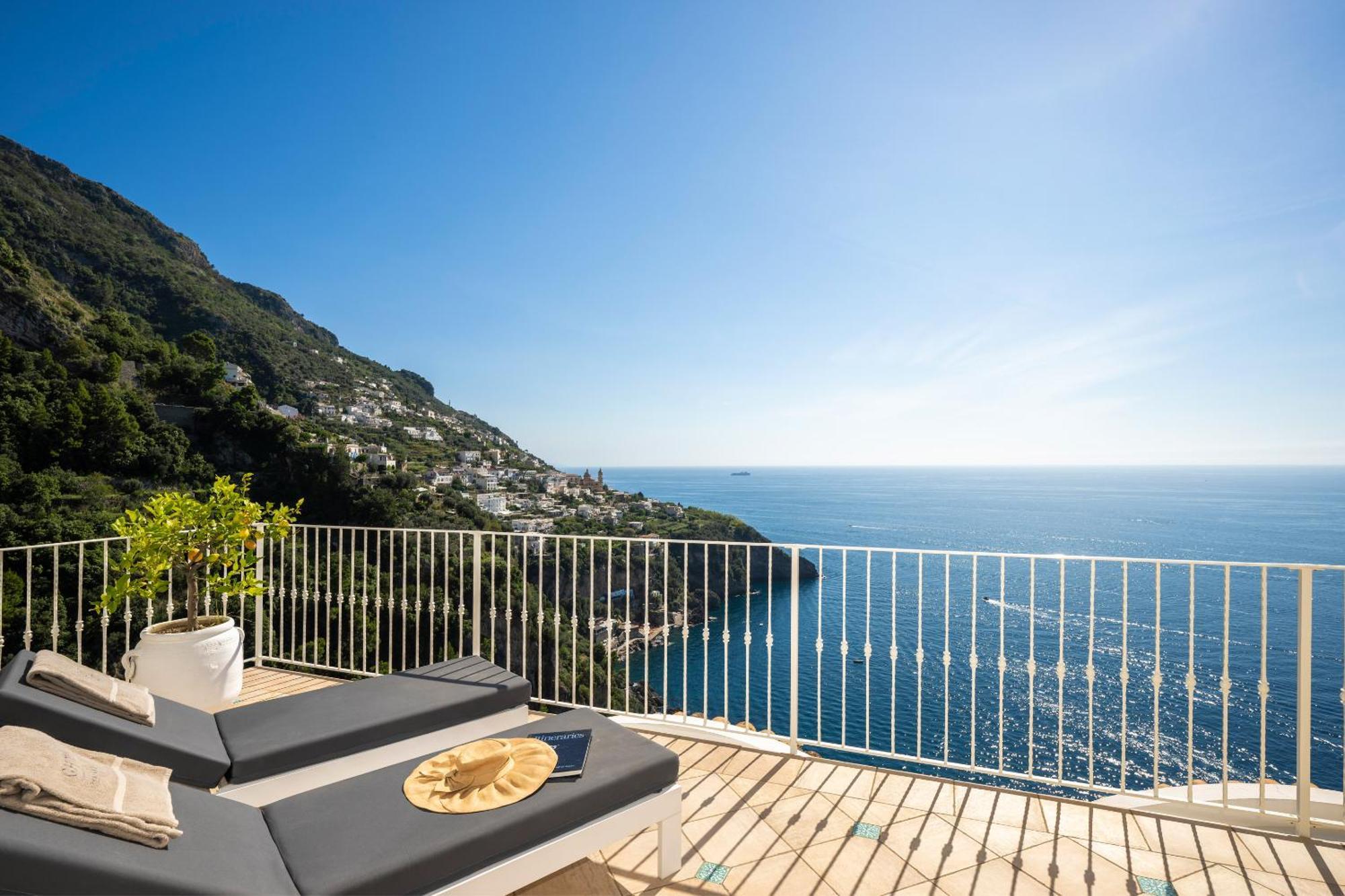 Hotel Grand Tritone 4*