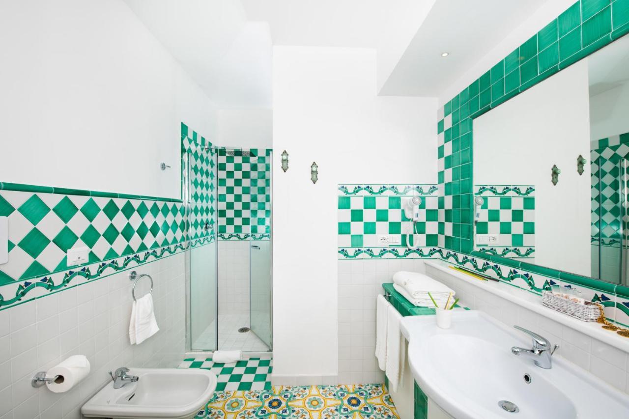 Grand Tritone Hotel 4*