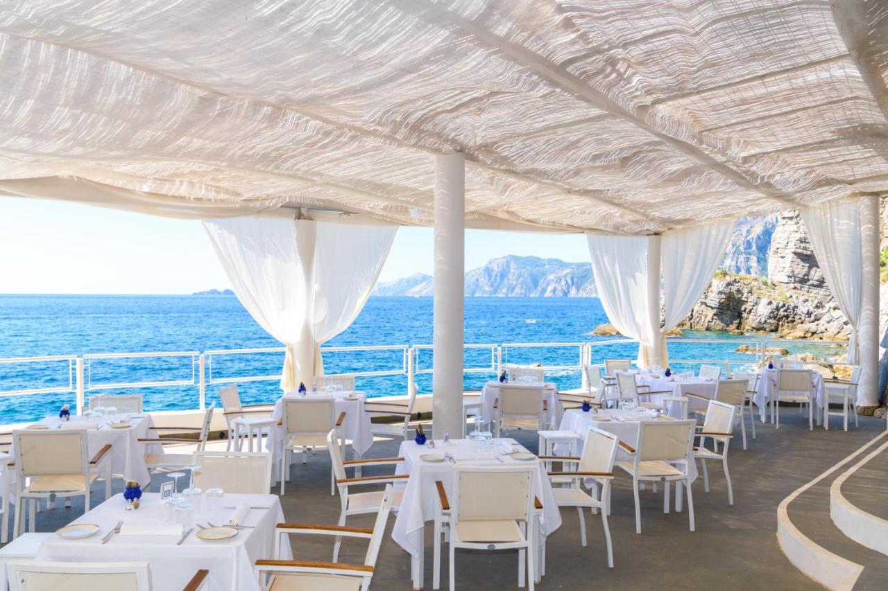 Grand Tritone Hotel