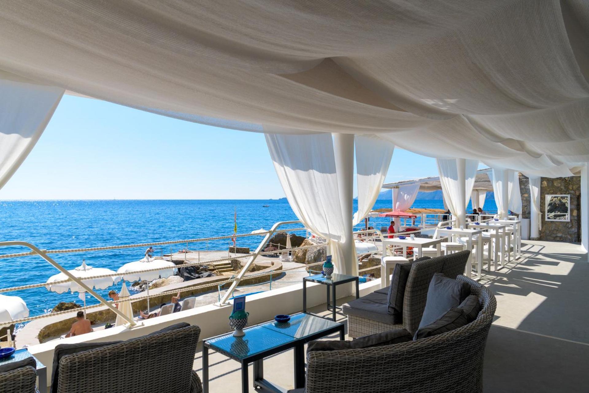 Hotel Grand Tritone