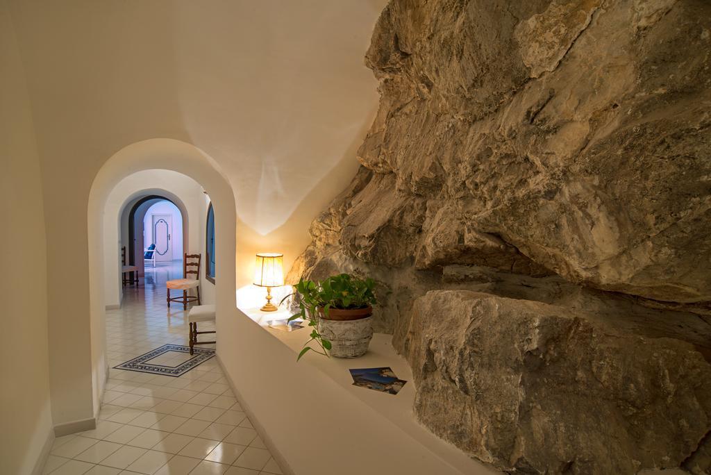 Hotel Grand Tritone